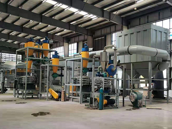 What types of lithium batteries can be processed by waste lithium battery recycling and treatment equipment?