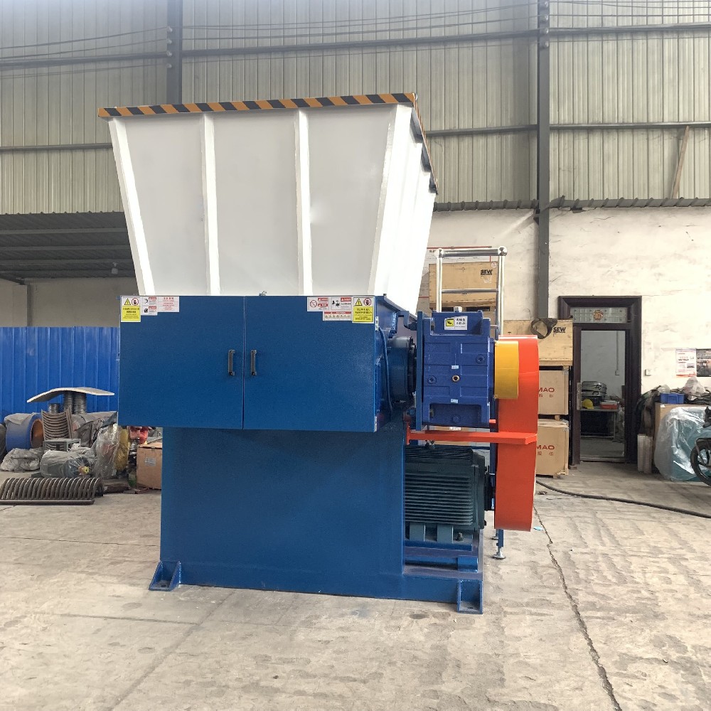 Single-shaft shredder